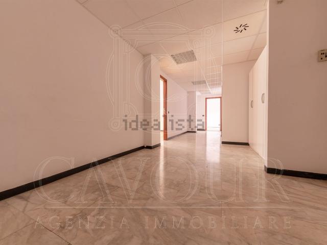 Appartamento in vendita di 150 m² in Via Vinelli