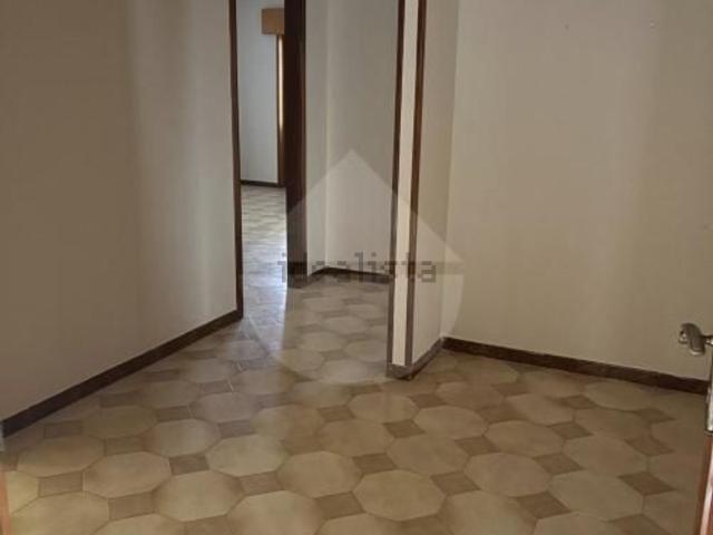 Appartamento in vendita di 150 m² in Viale Val di Mazara, 119