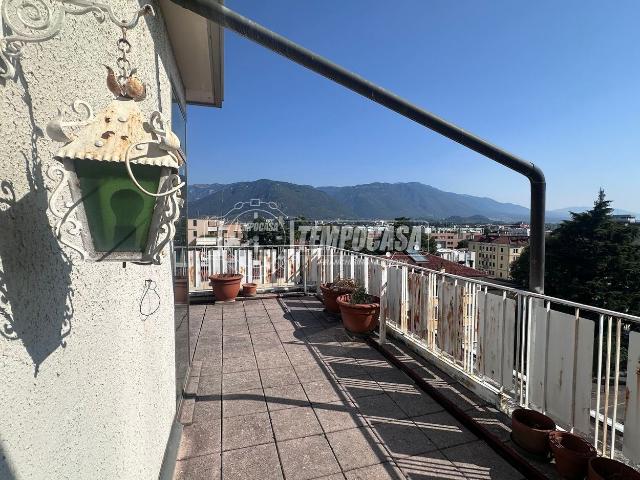 Appartamento in vendita di 150 m² in Viale Venezia, 22