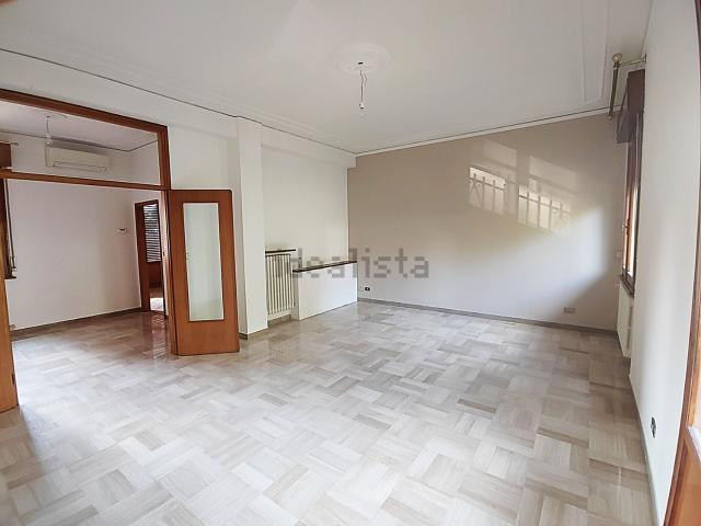 Appartamento in vendita di 150 m² in Viale XX Settembre, 61