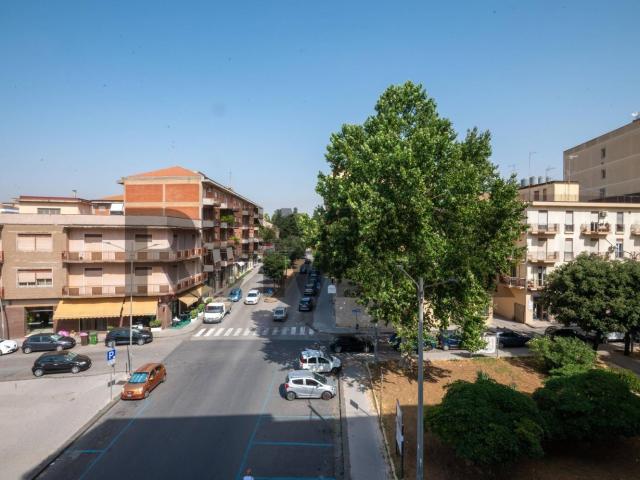 Appartamento in vendita di 150 m² in Viale Dante Alighieri, 91