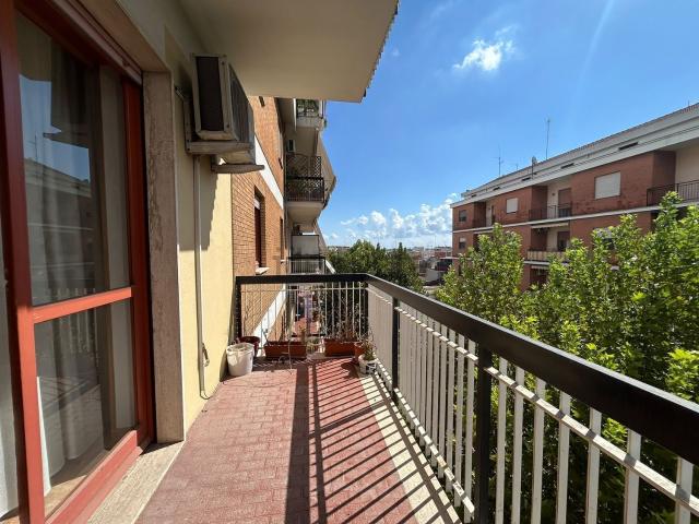 Appartamento in vendita di 150 m² in Viale di Levante