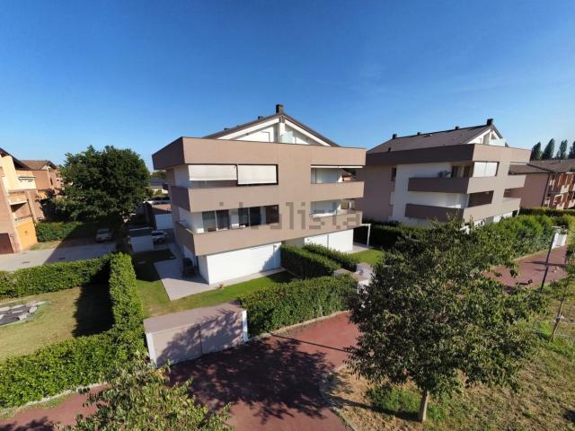 Appartamento in vendita di 150 m² in Viale Ilaria Alpi