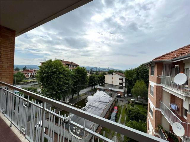 Appartamento in vendita di 150 m² in Viale Marconi, 9