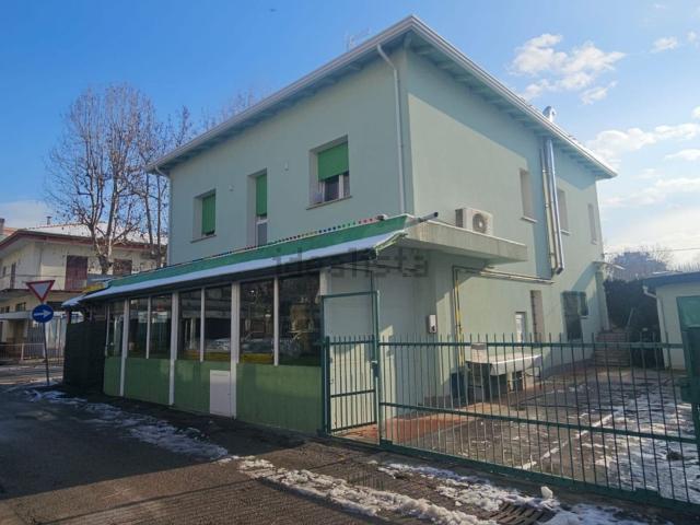 Appartamento in vendita di 150 m² in Viale Messina, 14