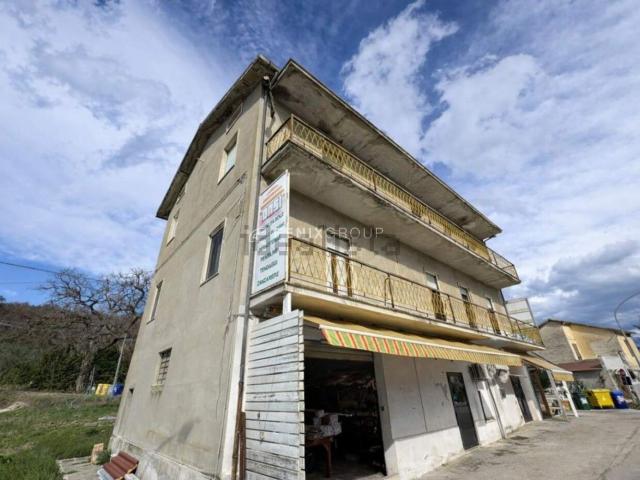Appartamento in vendita di 150 m² in Contrada Santo Stefano, 11