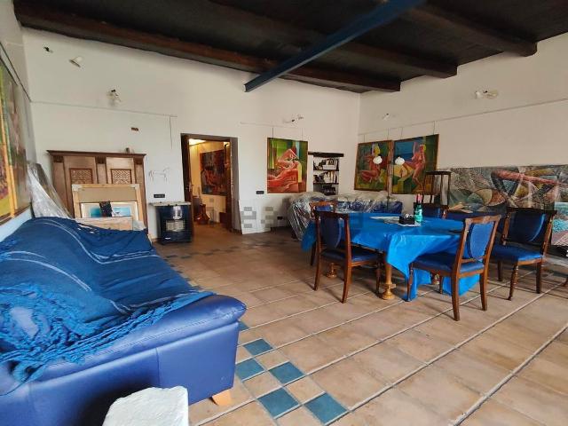Appartamento in vendita di 150 m² in Corso Telesio