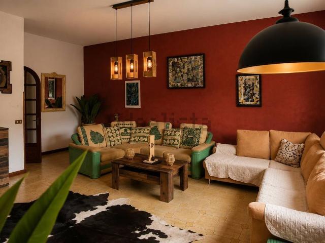 Appartamento in vendita di 150 m² in Corso dei Mille, 200