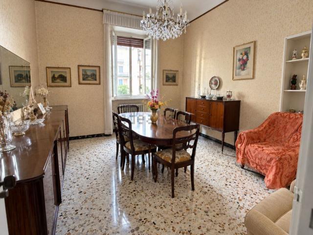 Appartamento in vendita di 150 m² in Corso Giovanni Amendola, 1