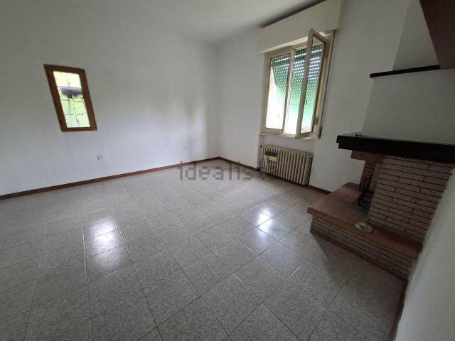 Appartamento in vendita di 150 m² in Frazione Montesca