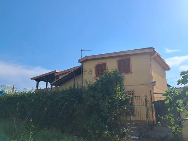 Appartamento in vendita di 150 m² in Località Ruggero
