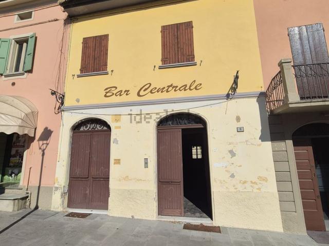 Appartamento in vendita di 150 m² in Piazza Angelo Zanti