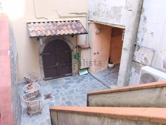 Appartamento in vendita di 150 m² in Piazza Abbazia, 9