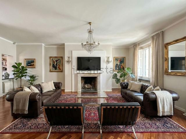 Appartamento in vendita di 150 m² in Piazza del Salvatore, 3