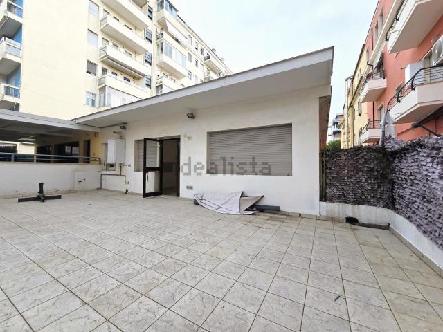 Appartamento in vendita di 150 m² in Piazza della Rinascita, 20