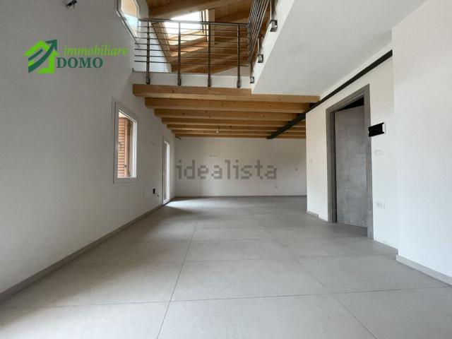 Appartamento in vendita di 150 m² in Piazza IV NOVEMBRE