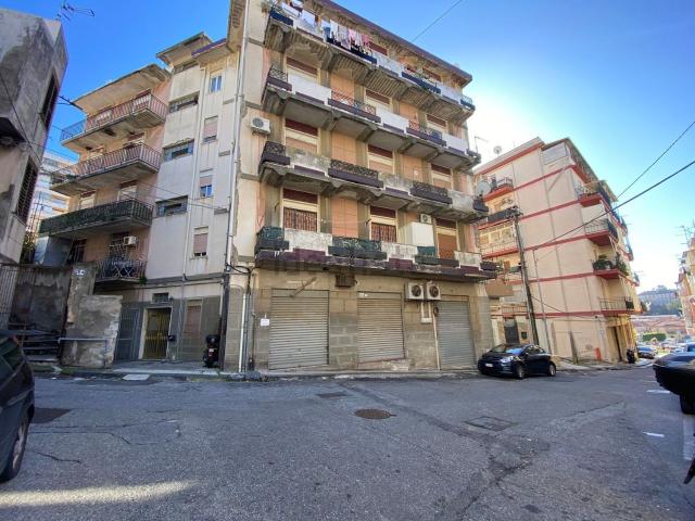 Appartamento in vendita di 150 m² in Salita Tremonti, 84