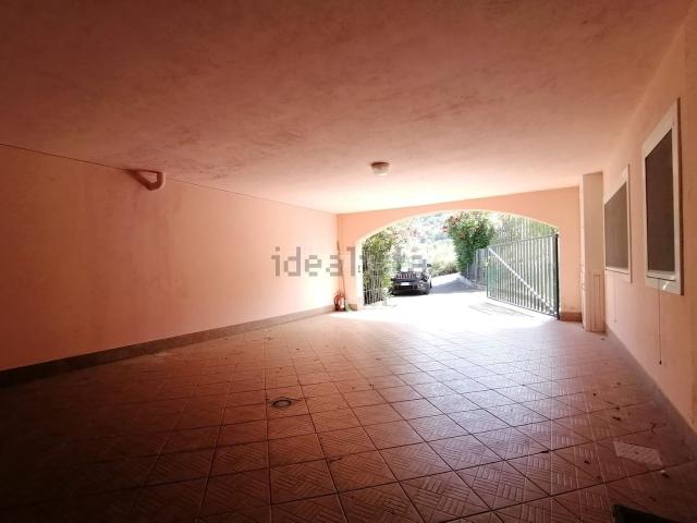 Appartamento in vendita di 150 m² in Strada Comunale Conna