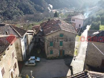 Appartamento in vendita di 150 m² in Strada Comunale di Guzzano, 3