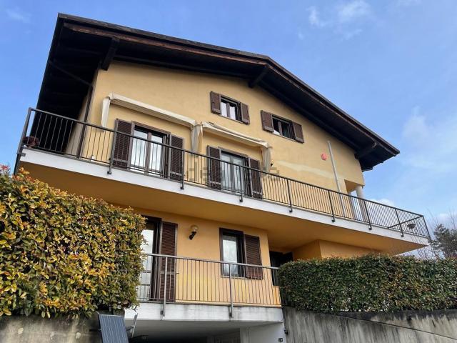 Appartamento in vendita di 150 m² in Strada Canelli, 95