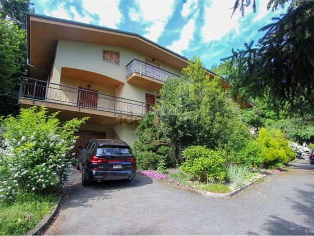 Appartamento in vendita di 150 m² in Strada del Chiot, 1