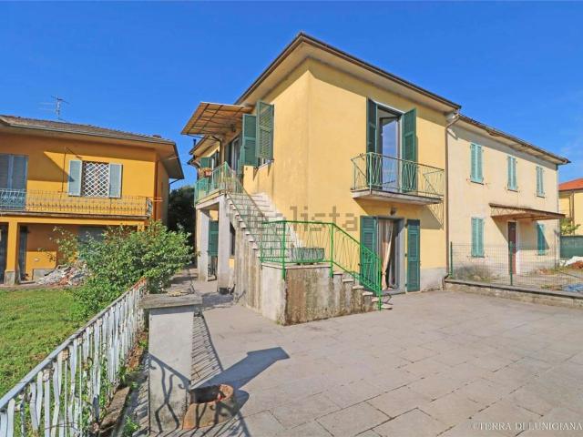 Appartamento in vendita di 150 m² in Strada Statale 62