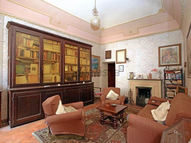 Appartamento in vendita di 150 m² in Strada Provinciale del Monte Volterrano