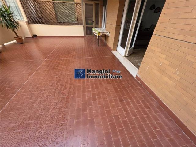 Appartamento in vendita di 151 m² in Via Calzabigi