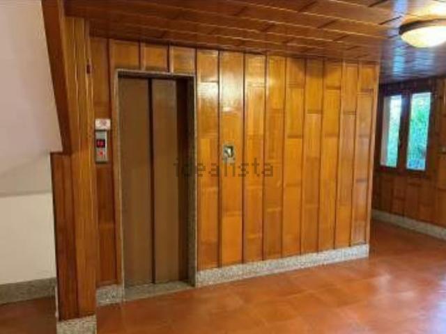Appartamento in vendita di 151 m² in Via Baldassarre Castiglione