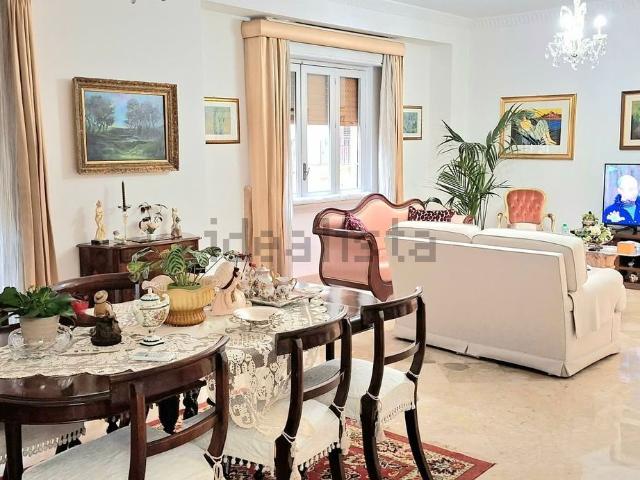 Appartamento in vendita di 151 m² in Via Brunetto Latini, 19