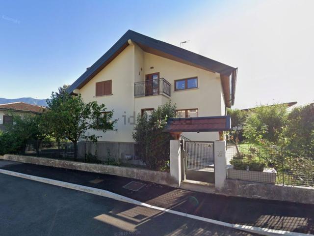 Appartamento in vendita di 151 m² in Via Gorizia