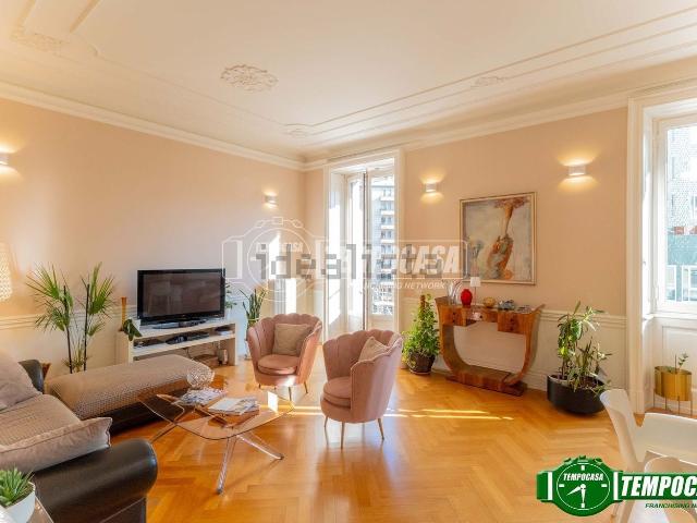 Appartamento in vendita di 151 m² in Via Giovanni Battista Pergolesi, 22