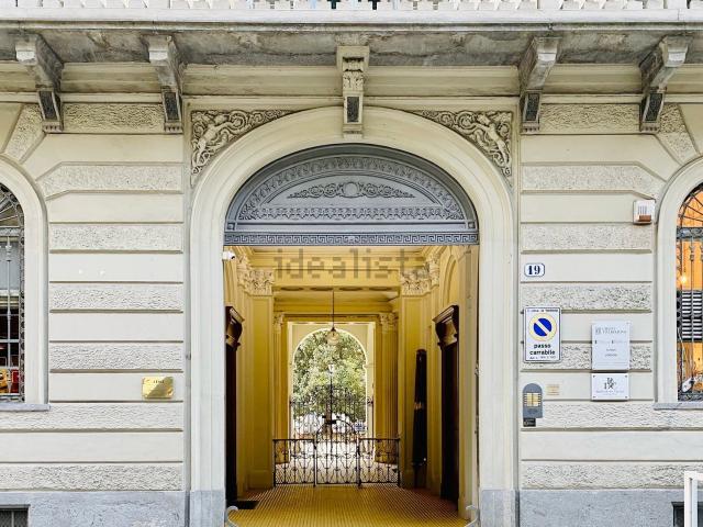 Appartamento in vendita di 151 m² in Via della Rocca, 19