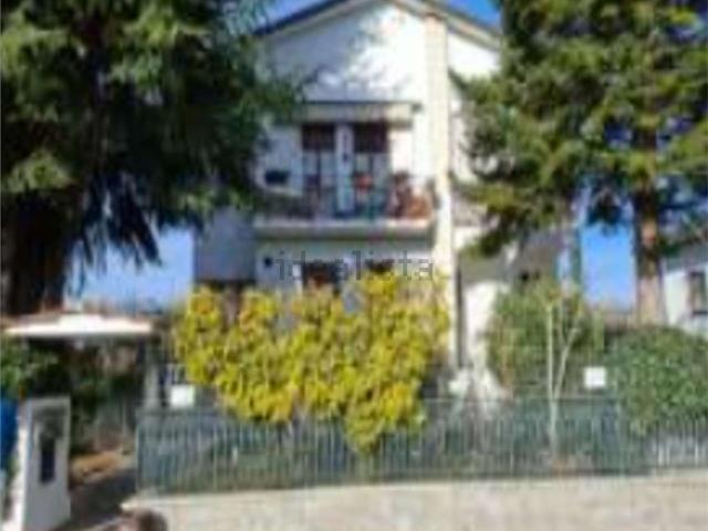 Appartamento in vendita di 151 m² in Via Duilio Farneti, 20