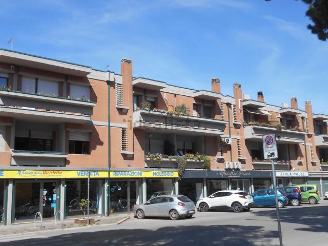 Appartamento in vendita di 151 m² in Via Francesco D&apos Ambrosio, 55