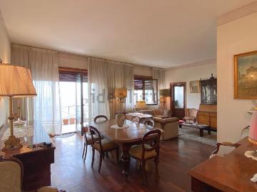 Appartamento in vendita di 151 m² in Via Francesco Petrarca, 74
