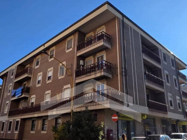 Appartamento in vendita di 151 m² in Via Luigi D&apos Amato, 17