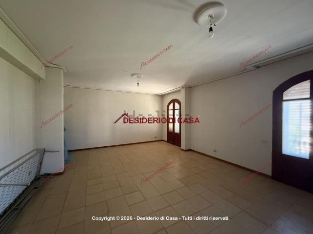 Appartamento in vendita di 151 m² in Via Madonna del Carmelo, 37