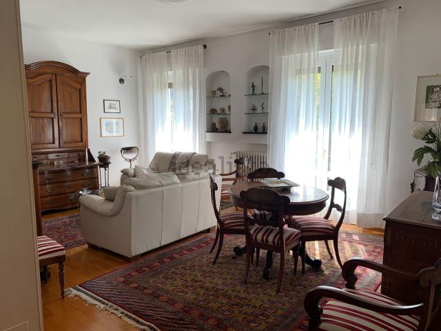 Appartamento in vendita di 151 m² in Via Roma