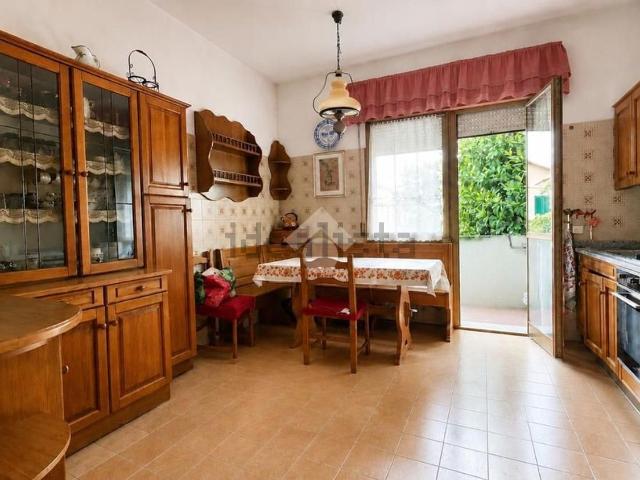 Appartamento in vendita di 151 m² in Via Rio Voltre, 21