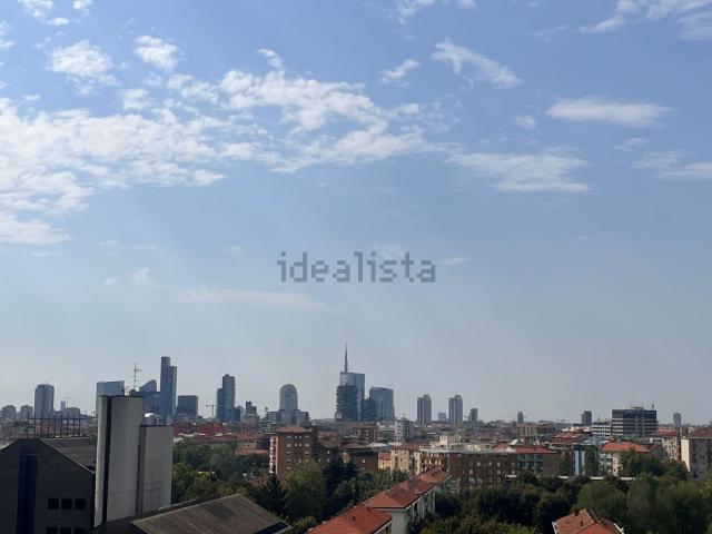 Appartamento in vendita di 151 m² in Viale Ca&apos  Granda, 22