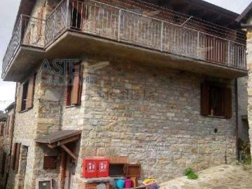 Appartamento in vendita di 151 m² in Località Tornarezza