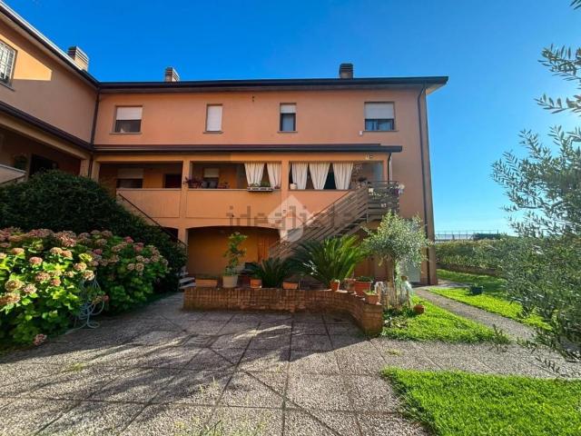 Appartamento in vendita di 151 m² in Piazza Generale Clemente Primieri, 7