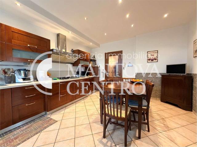 Appartamento in vendita di 152 m²