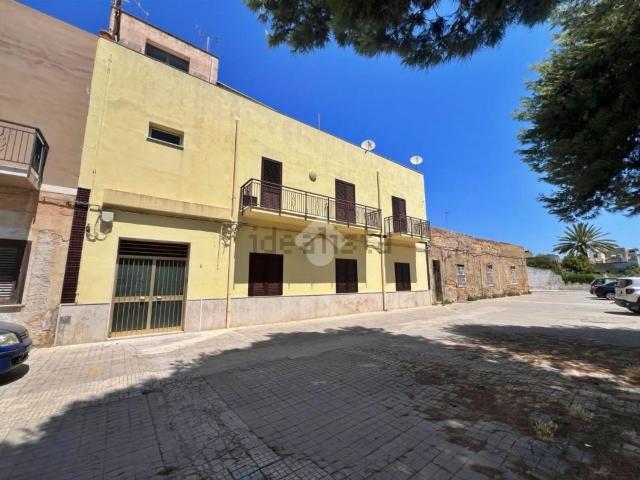 Appartamento in vendita di 152 m² in Via Costiera, 9