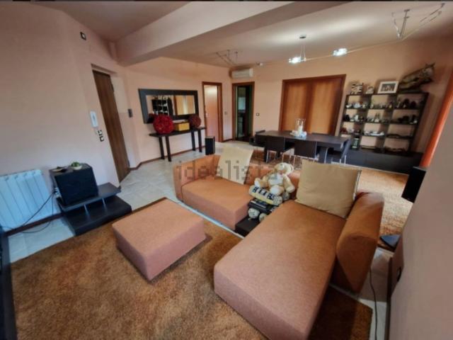 Appartamento in vendita di 152 m² in Via Calveri, 121