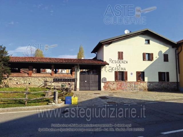 Appartamento in vendita di 152 m² in Via Carlo Felice Trossi, 144