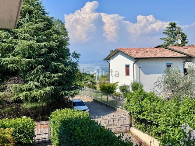 Appartamento in vendita di 152 m² in Via Bassanella, 11