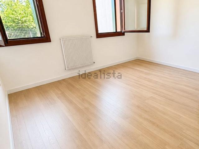 Appartamento in vendita di 152 m² in Via Brenta