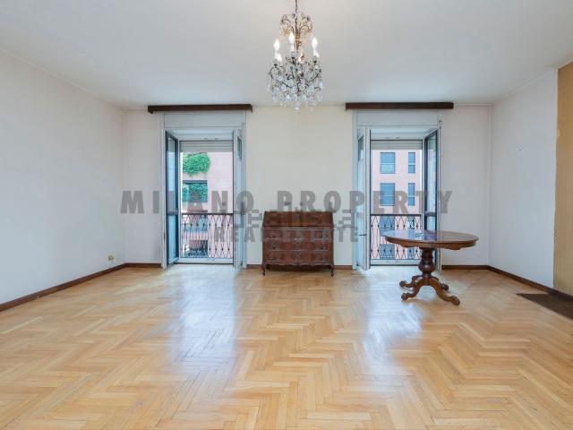 Appartamento in vendita di 152 m² in Via Gianfranco Zuretti, 25